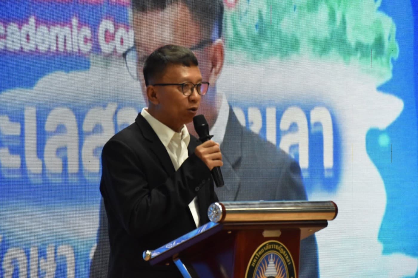 การประชุมวิชาการนานาชาติ "ภูมิทัศน์วัฒนธรรมทะเลสาบสงขลา : เข้าใจคุณค่า จัดการและรักษาอย่างยั่งยืน" — ภาพที่ 12